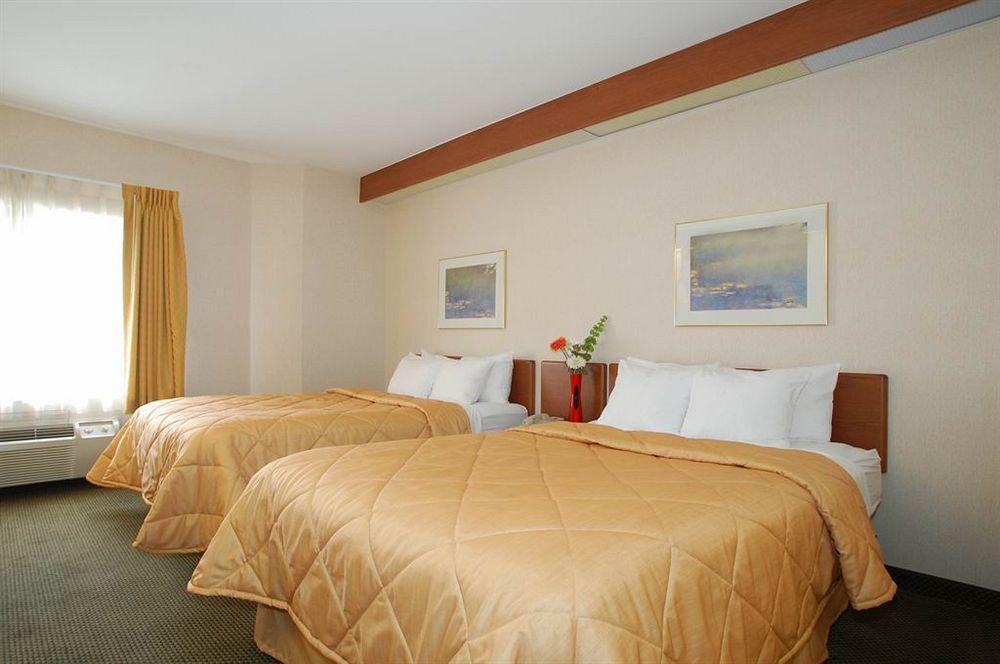 Sleep Inn & Suites Tulsa Central I-44 Room photo
